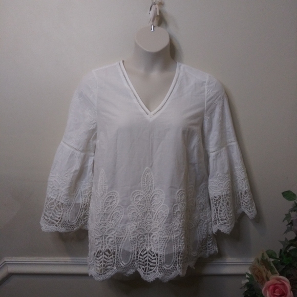 Chico's Boho White Embroidered Lace Cutout Pullover Blouse/Top - Picture 9 of 9